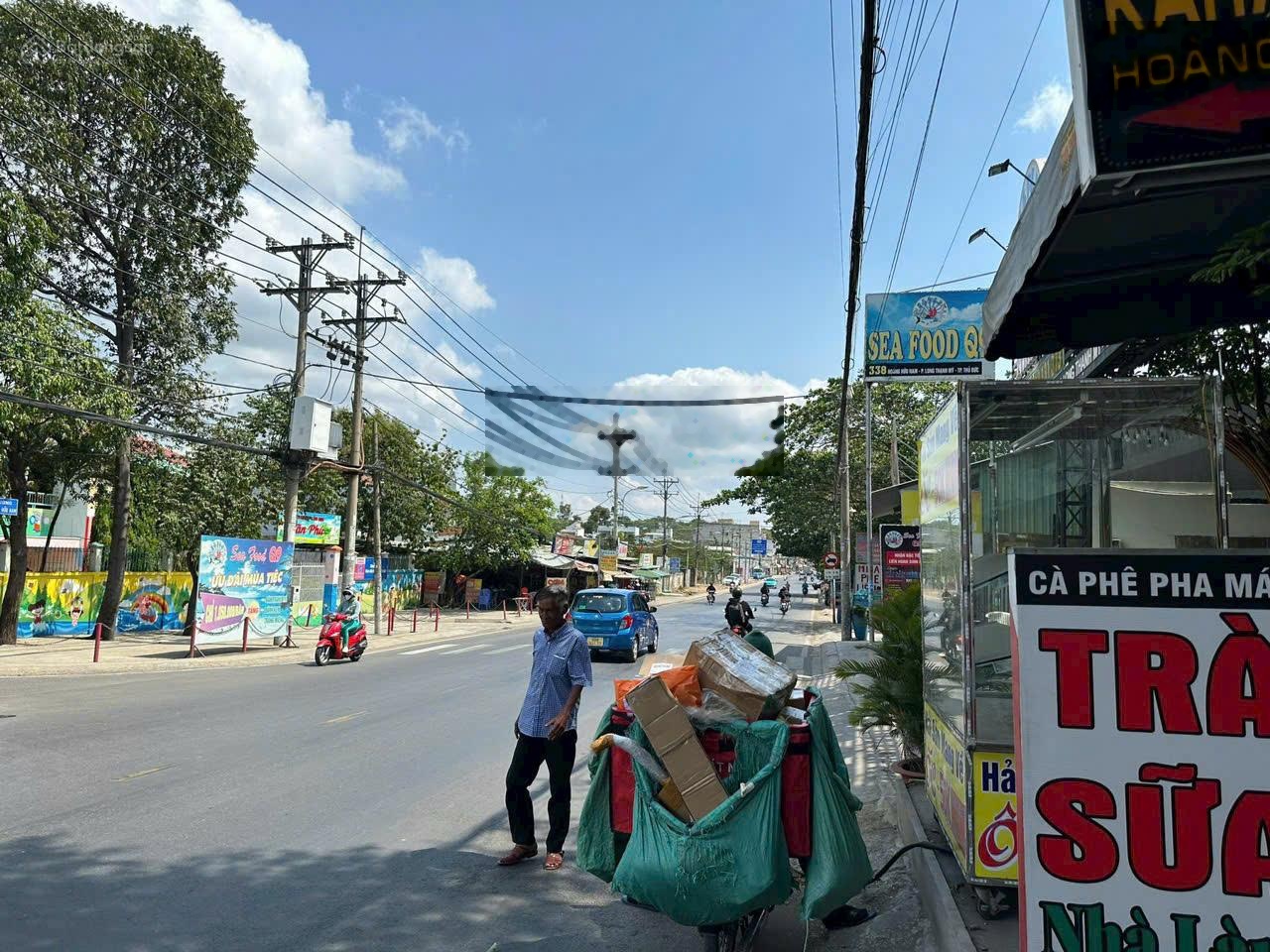 Tài sản tốt, vị trí vàng. Mặt tiền Nguyễn Xiển, Thủ Đức. Dt: 21 x 82m (2276m2). XD cao tầng. 160 tỷ