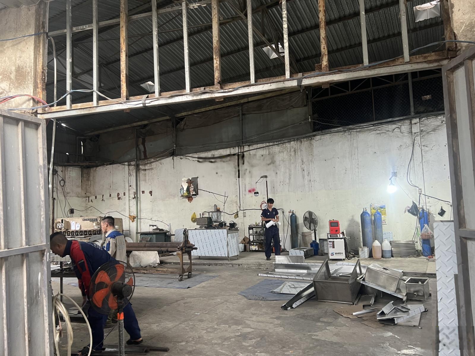 Cc4- 75m2- đường 20m- ngay cầu vượt tân thới hiệp- cạnh Metrol giá 7.95tỷ