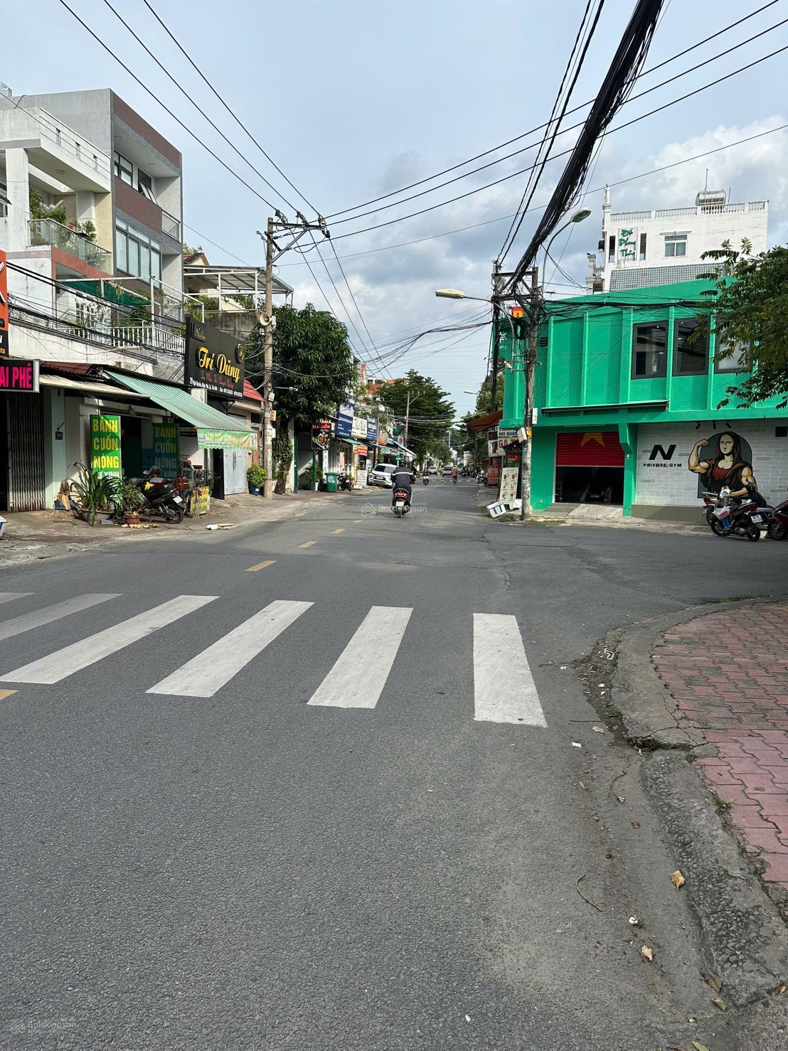 BĐS Mặt Tiền Trung Tâm Phước Long B Đường 22 Trung Tâm Quận 9 Nhà Cấp 4 Tiện Xây Mới Giá 5,x Tỷ