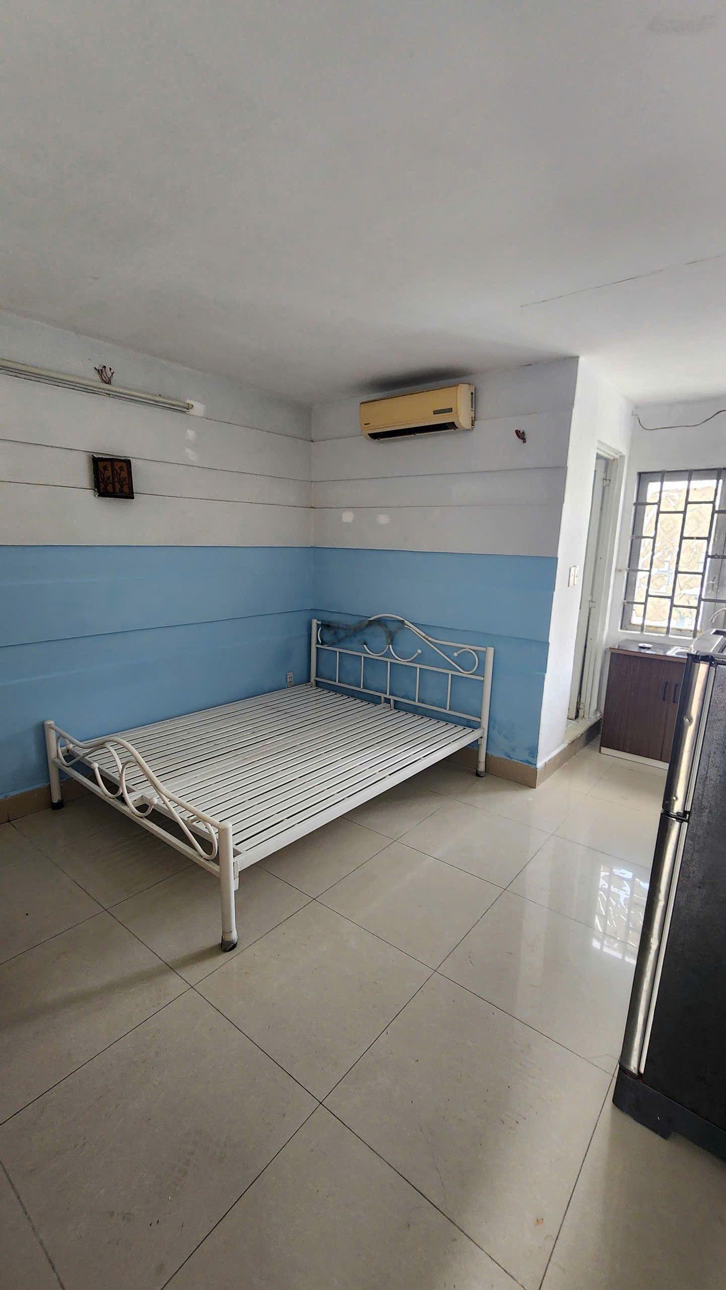 Toà nhà CHDV 5 tầng 18 phòng - gần Cityland ~ doanh thu 150tr/tháng - mặt tiền nhánh Thống Nhất