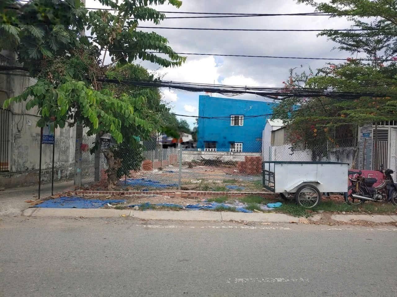 Bán lo đất góc 330m2 . Giá 13ty500tr.