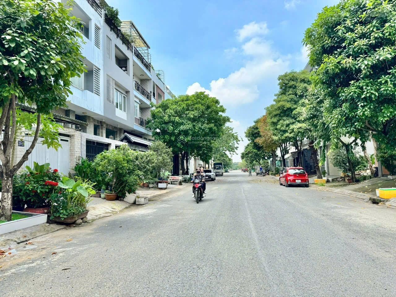 Khan hiếm! Nhà ngang 10m tại Đặng Thùy Trâm-Bình Lợi P13 Bình Thạnh ngay cổng Văn Lang, 14.5 tỷ TL