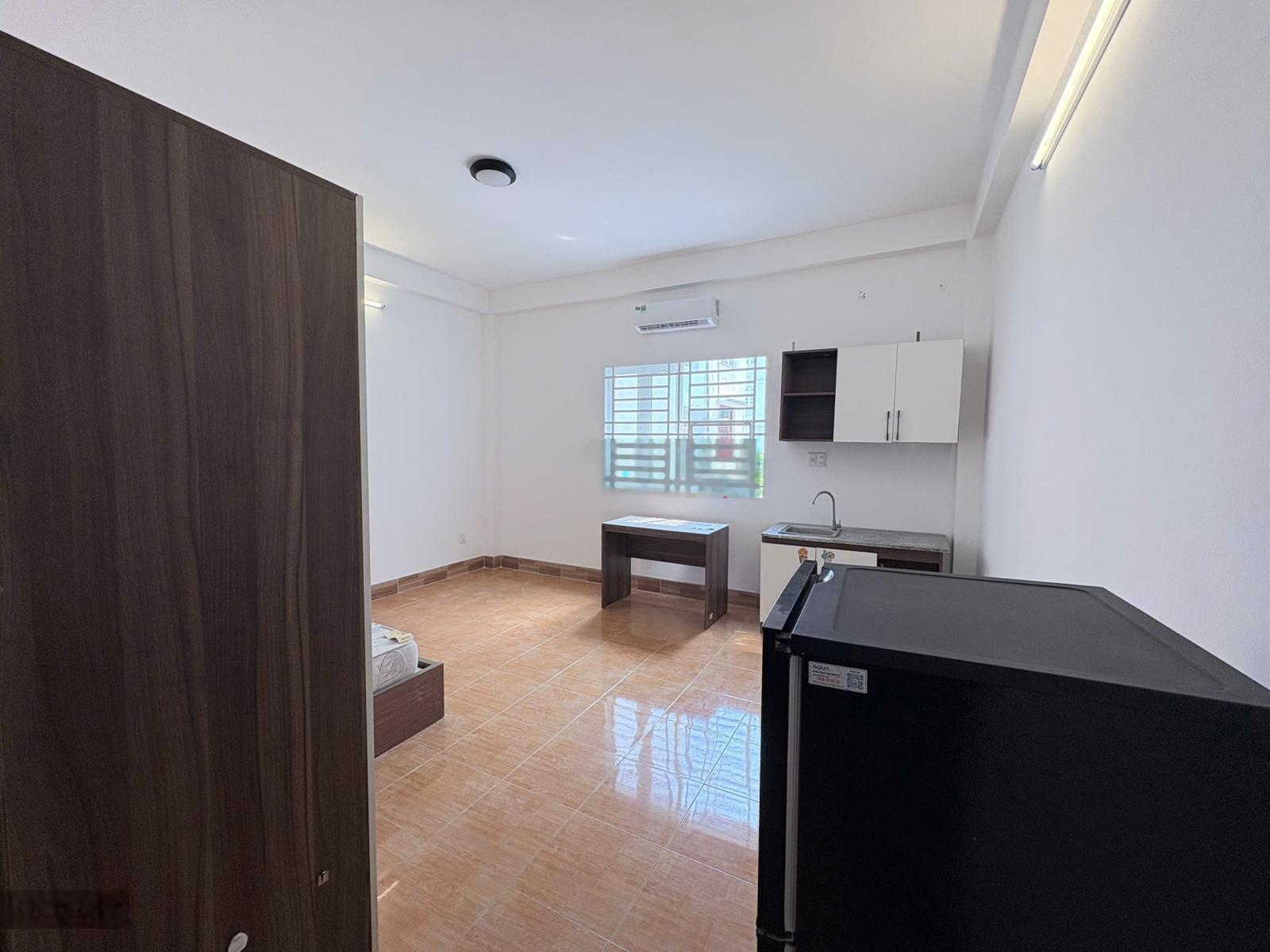 Khai trương phòng mới 100% - rộng rãi thoáng mát - đầy đủ nội thất tiện nghi - gần cầu sài gòn