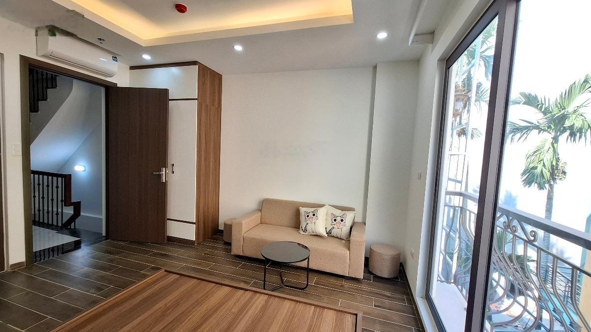 Tòa chung cư mini Tây Mỗ, nằm sát cao đẳng Y Tế Hà Nội. 52m2 5 tầng giá hơn 10 tỉ oto tải đỗ cửa