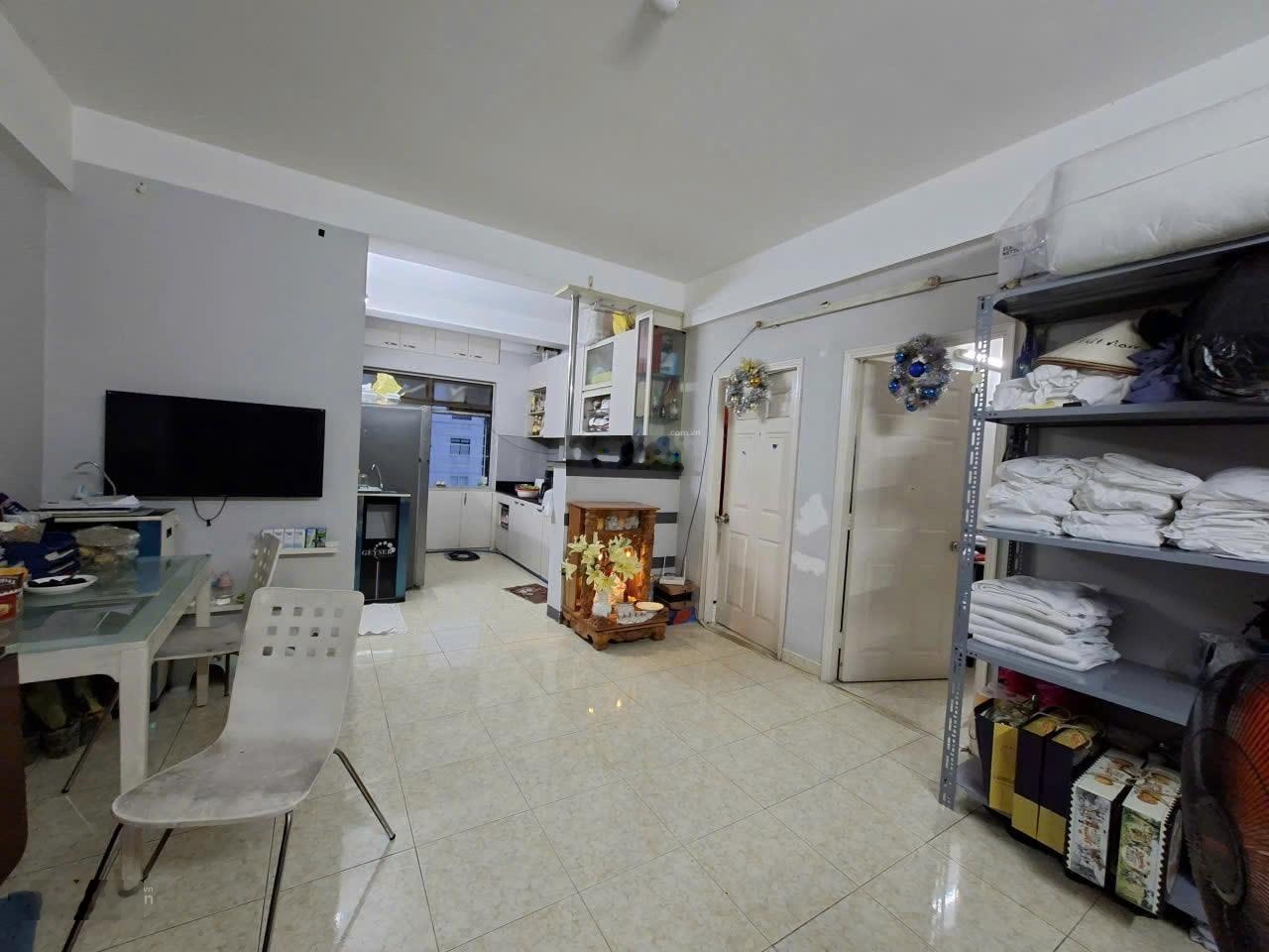 Bán chung cư Tôn Thất Thuyết - 61m2 2PN 1WC - Giá 3,65 tỷ (đã có sổ)