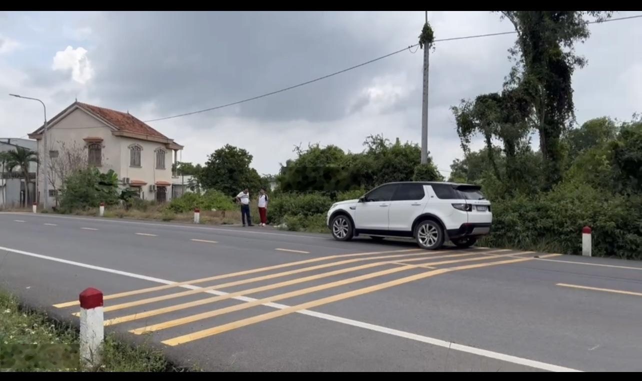 Bán gấp 2 lô mặt tiền Lý Thái Tổ, Nhơn Trạch, Đồng Nai