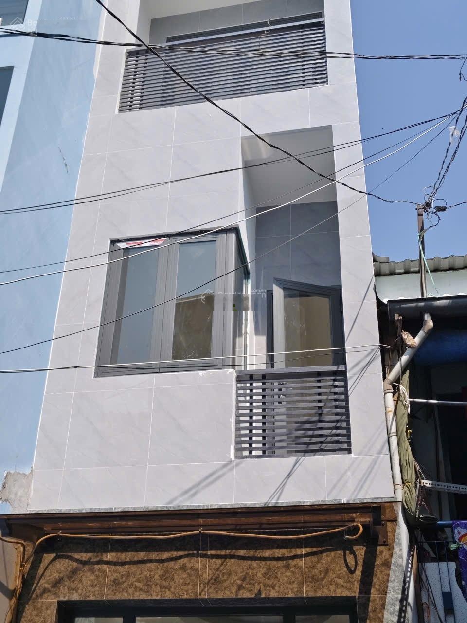 Chỉ hơn 3 tỷ có ngay căn nhà 4 tầng đẹp lung linh đường Nguyễn Duy, P14, Quận 8 gần cầu Chà Và