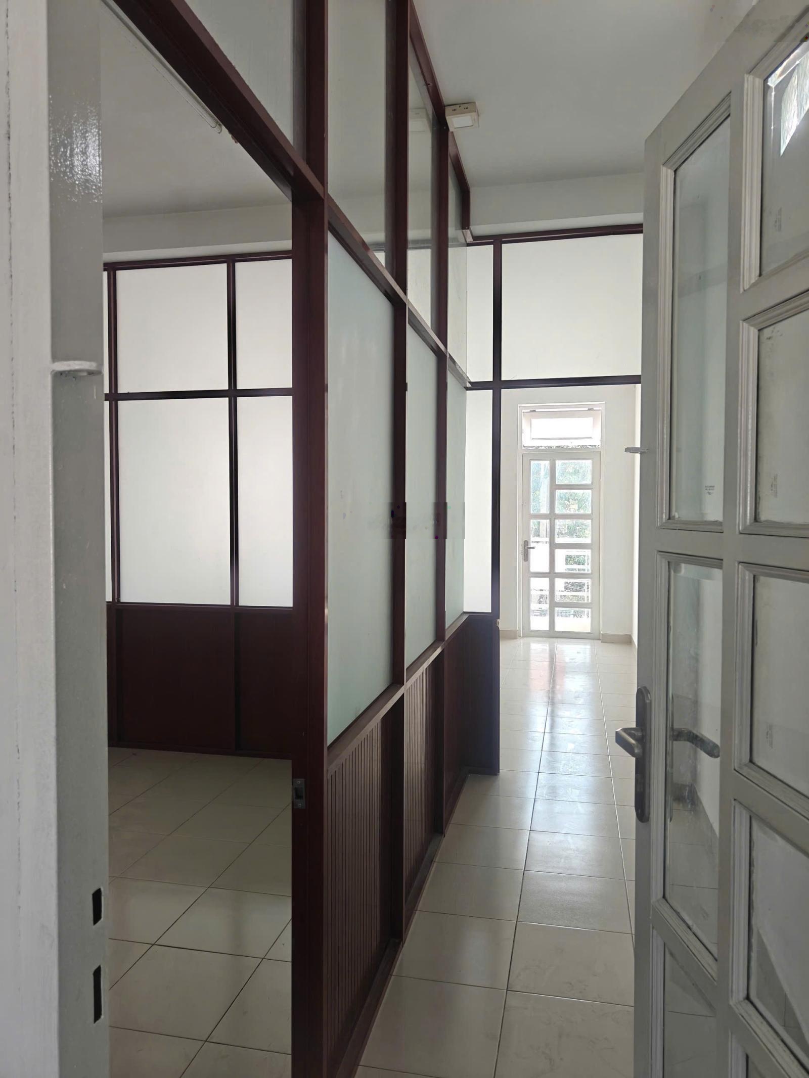 Bán Nhà 1 trệt 2 lầu Sân thượng mặt tiền đường Đông Hưng Thuận 2 DT 4,7x20m giá 9,7 tỷ TL: