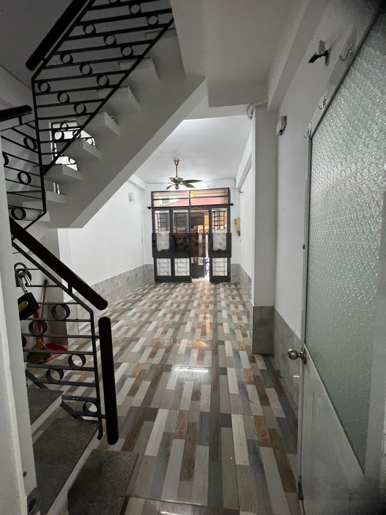 Bán nhà 4 tầng khu Bàn Cờ Quận 3 xe hơi tận cửa 5PN, giá 8.7 tỷ