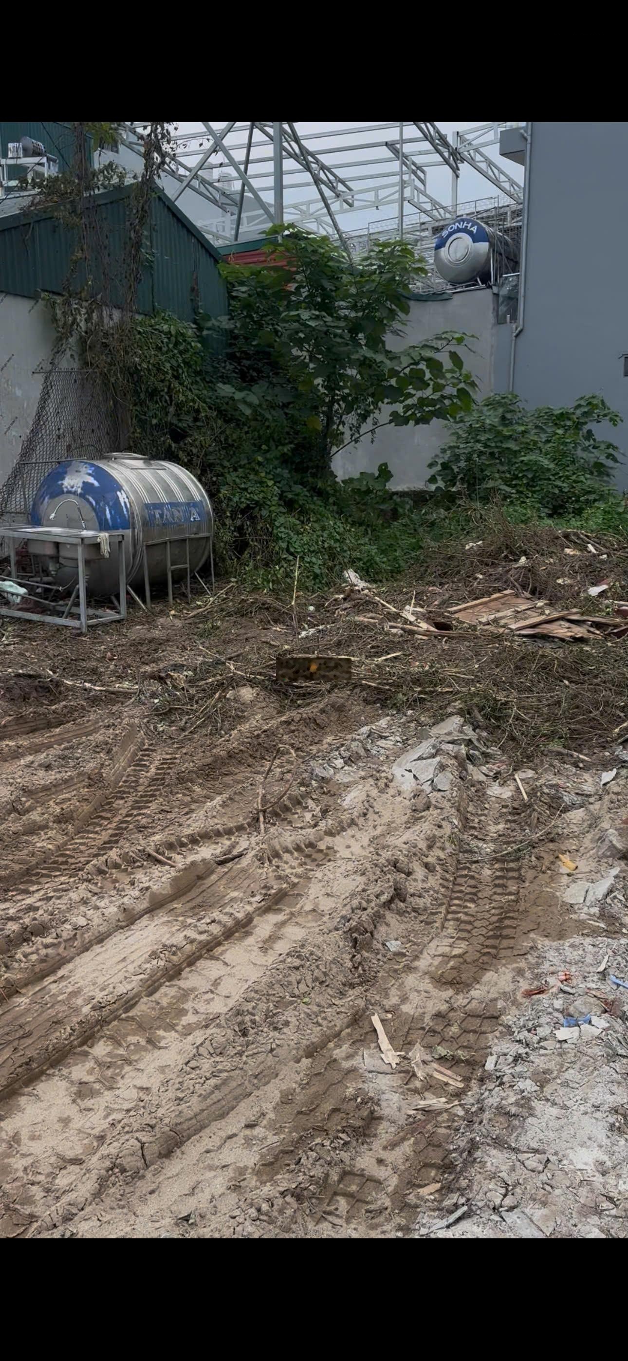 Bán đất mặt phố Cổ Linh Long Biên - mặt đường 45m