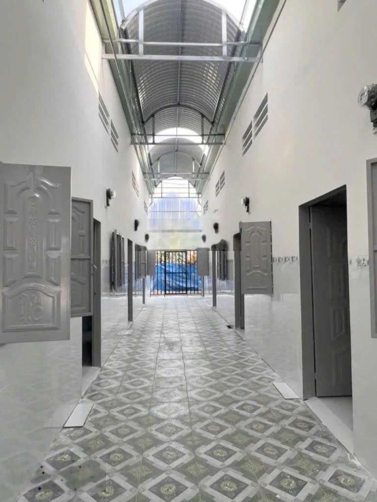 Chính chủ bán ngộp cặp trọ vị trí đẹp nằm gần KCN Mỹ Phước 3 DT 300m2, có SHR