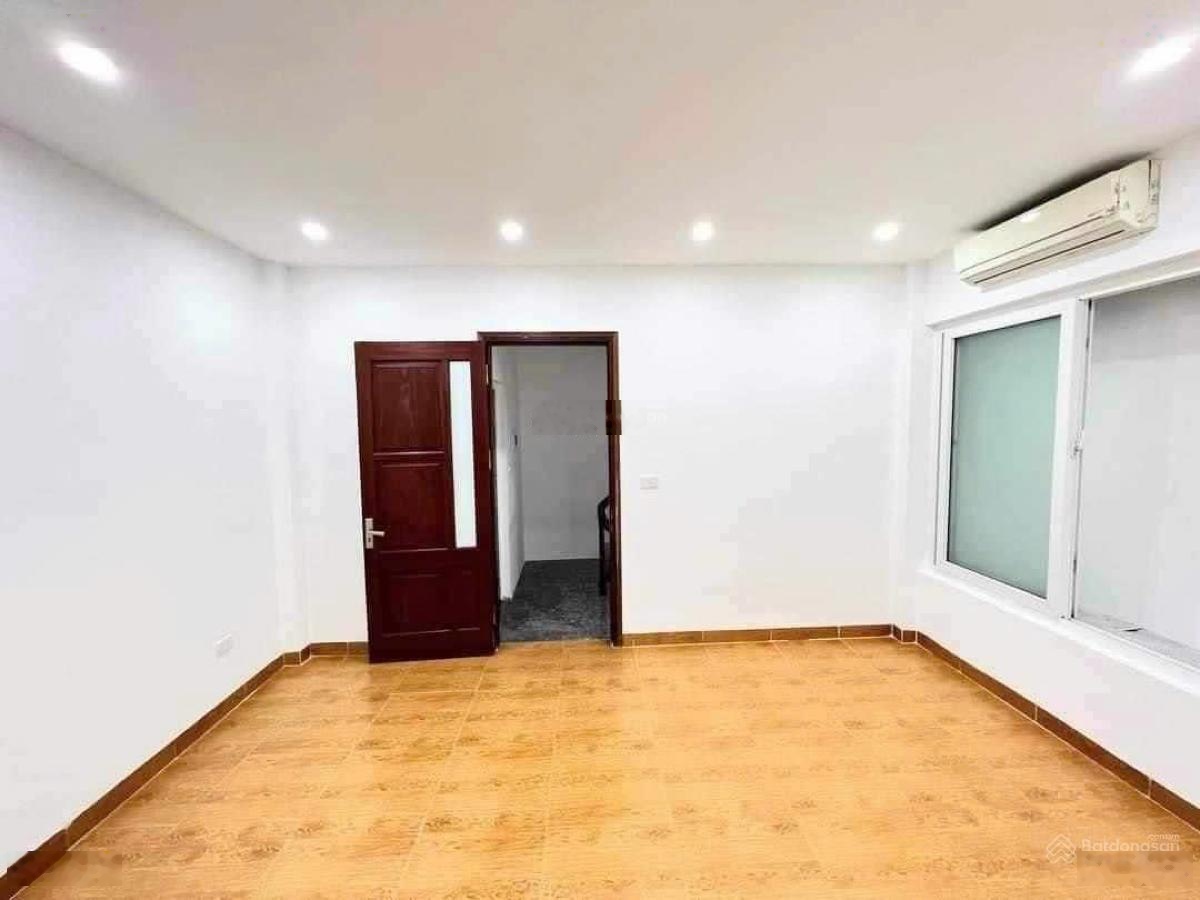 Tin thật! Phố Minh Khai ô tô đỗ cổng, 2 thoáng ngõ thông Kim Ngưu, KD, không QH, dân xây chắc chắn