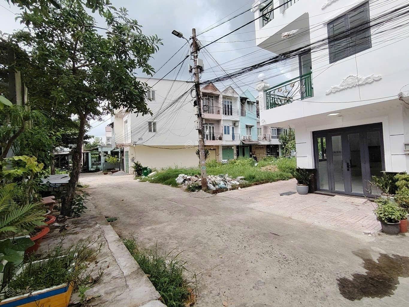 Liền kề KDC Lập Phúc, Đào Sư Tích Phước Kiển Nhà Bè, 125m2 thổ cư, 6 phòng trọ cho thuê ổn định!