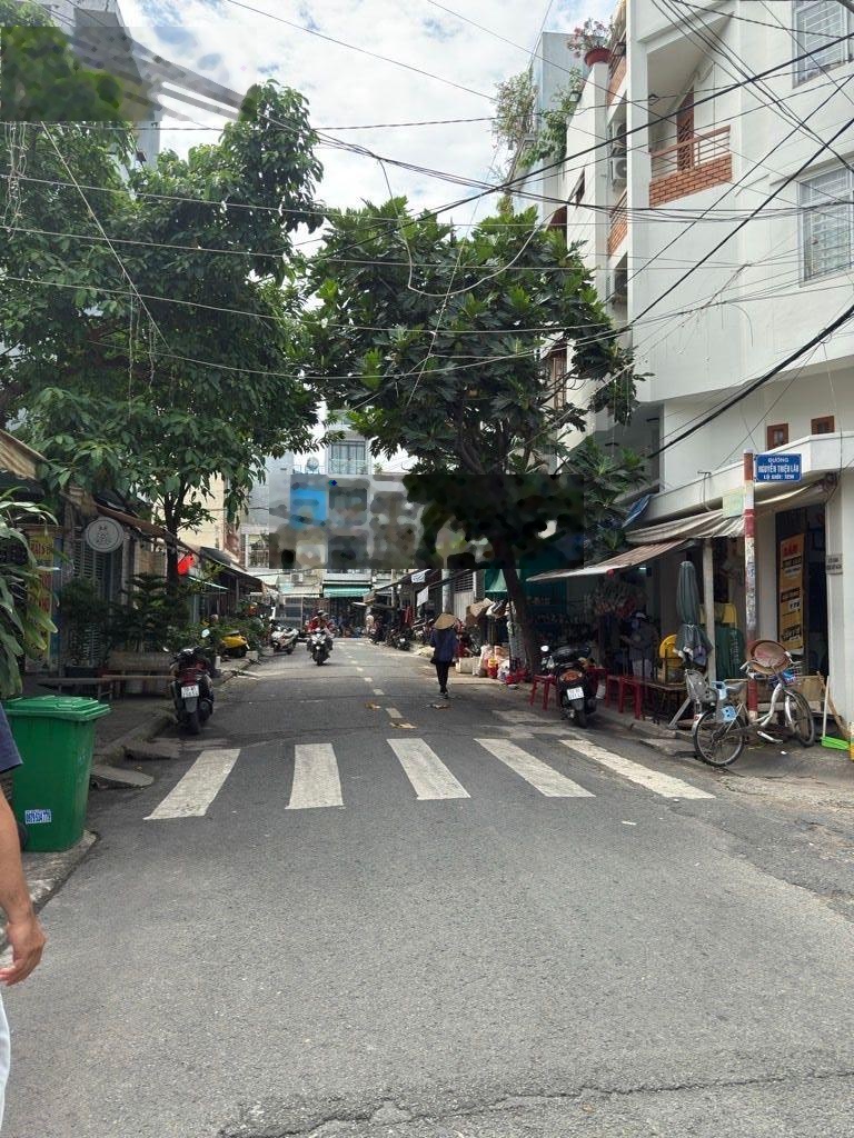 Mặt tiền đường 12 mét - Gần Tô Hiệu (4m x 19m) khu VIP bàn cờ Quận Tân Phú