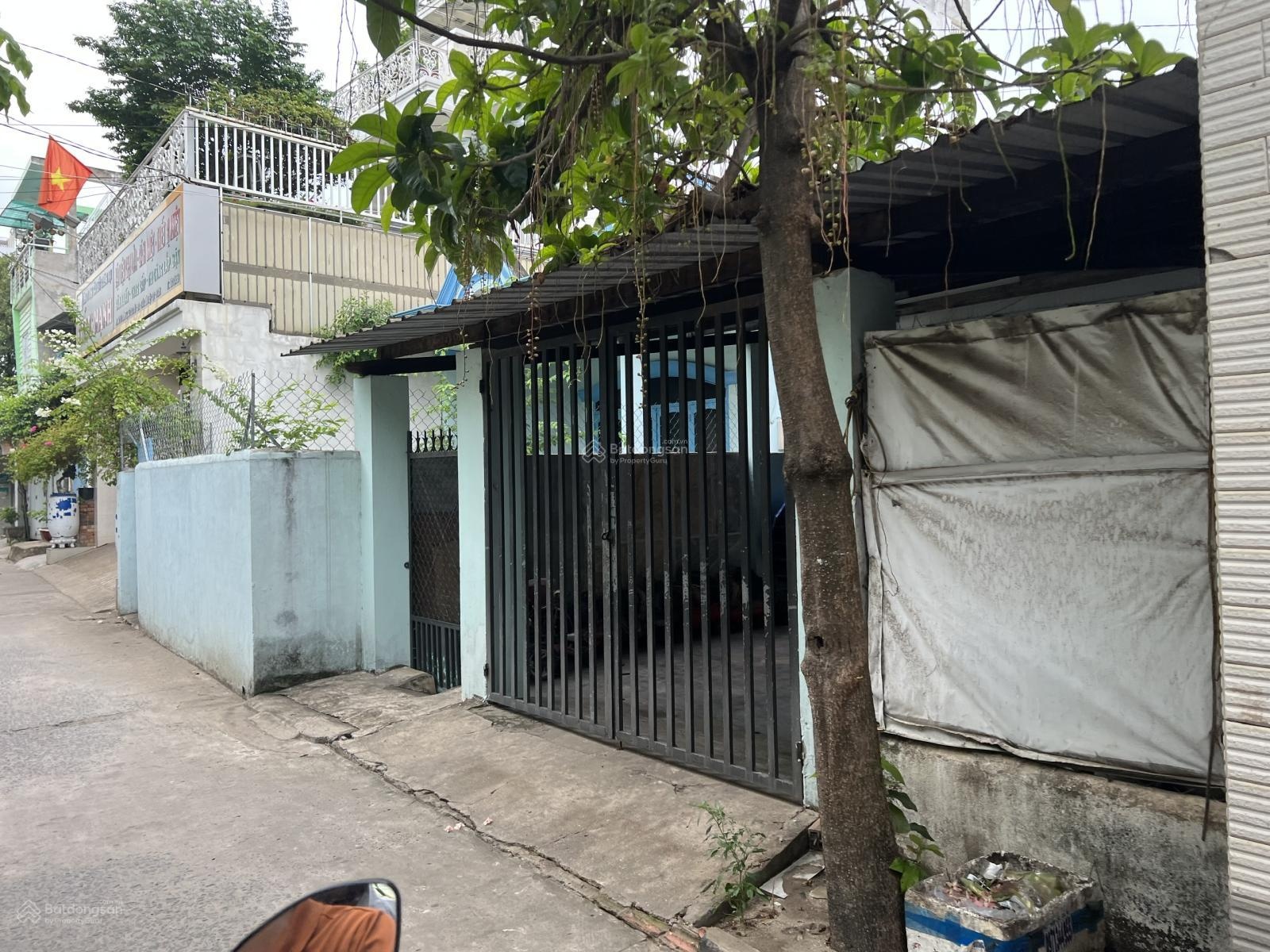 Bán nhà C4 xây CHDV hẻm 6m đường Huỳnh Thị Hai, DT 6mx24m, giá 6.6 tỷ