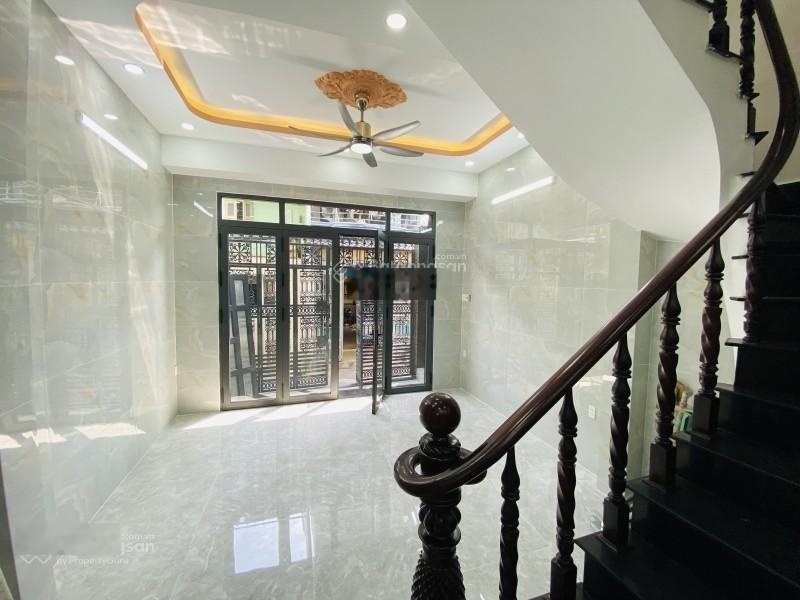 Nhà mới ở ngay - 4 tầng kiên cố - trung tâm quận 8 - 6.99tỷ