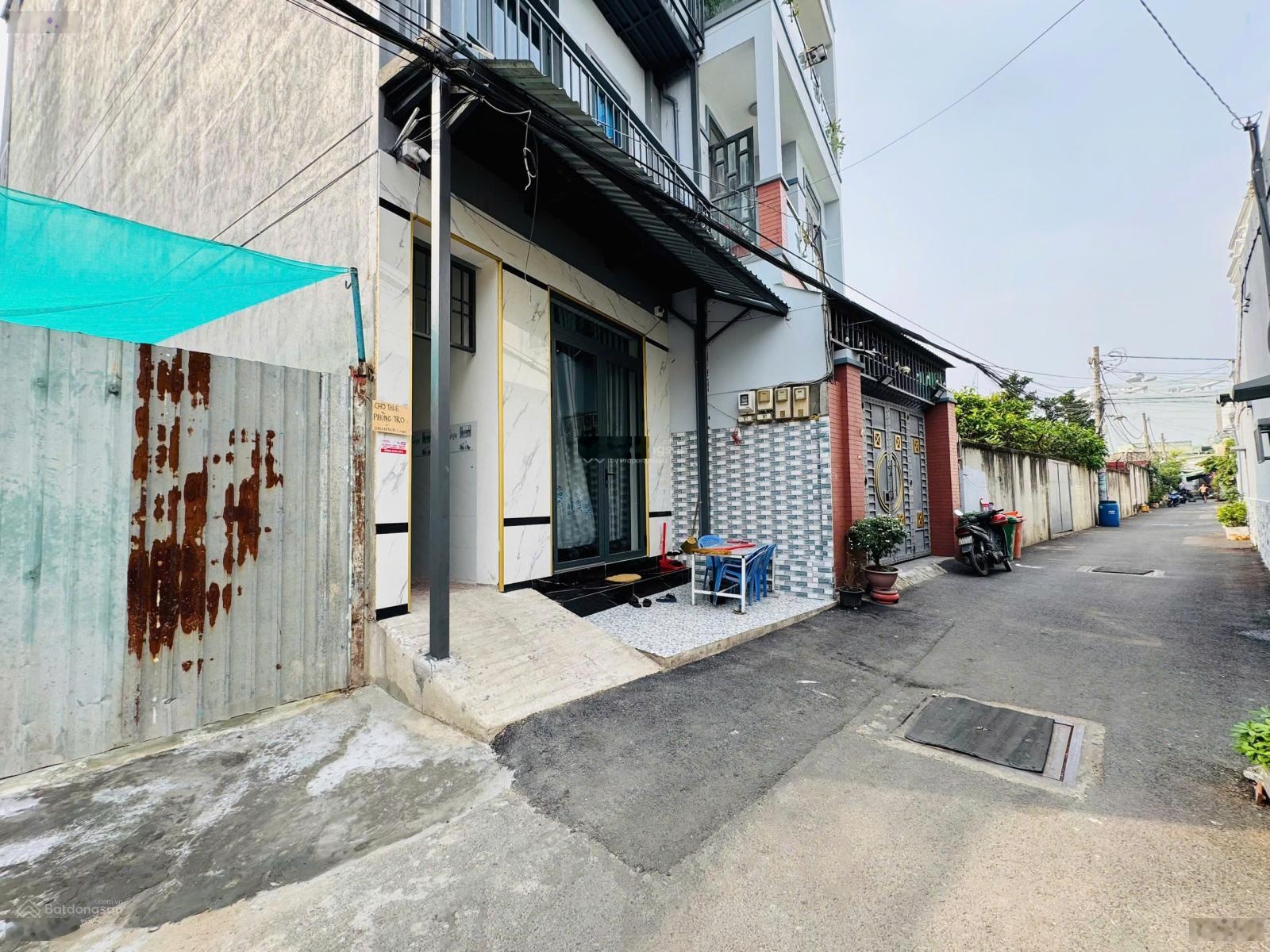 Đỗ Xuân Hợp - Đất tặng nhà cấp 4 DT 110m2 ngang 5.8m xây dựng 5 tầng giá bán 8 tỷ 9 ngay chợ 339