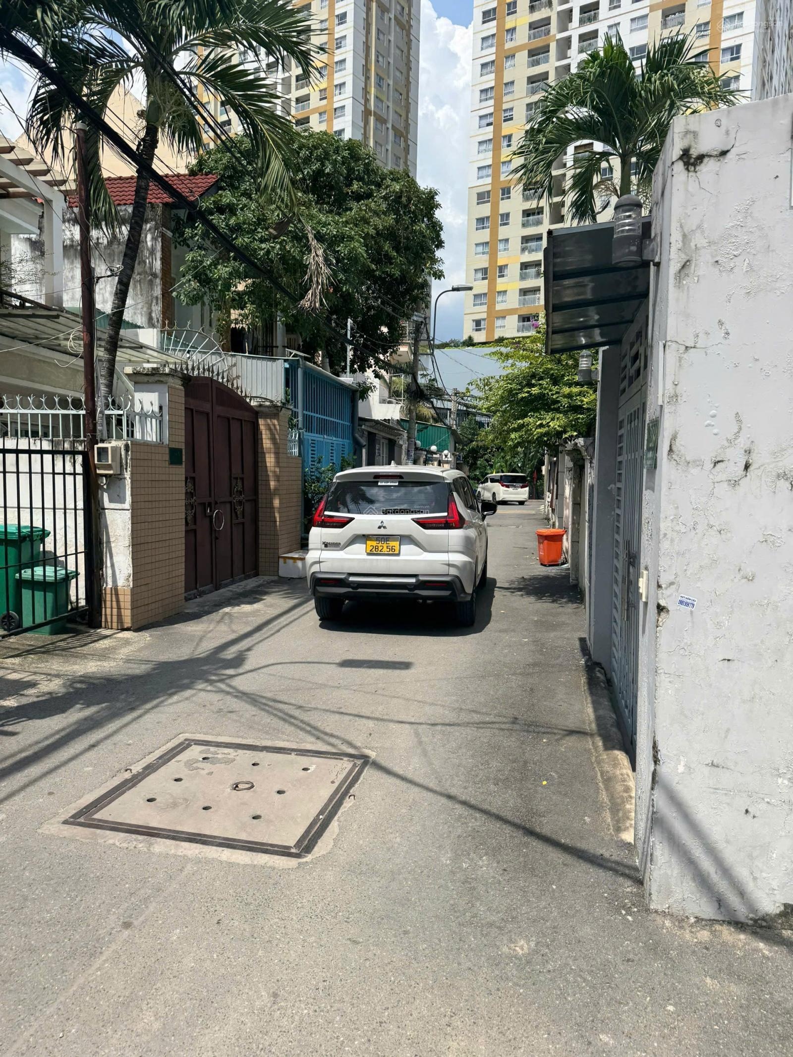 Ngay MT đường Thảo Điền/ 242.3m2/ 3 tầng/ 165tr/1m2/ giá bán 42 tỷ TL/ nội thất xịn