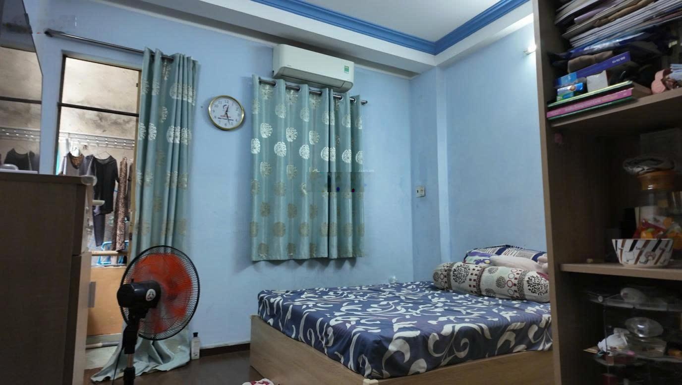 Hẻm Xe Hơi CMT8. (3.3m x 16m, nở hậu 4m). 3 Tầng Đúc BTCT. Giá 9 Tỷ TL