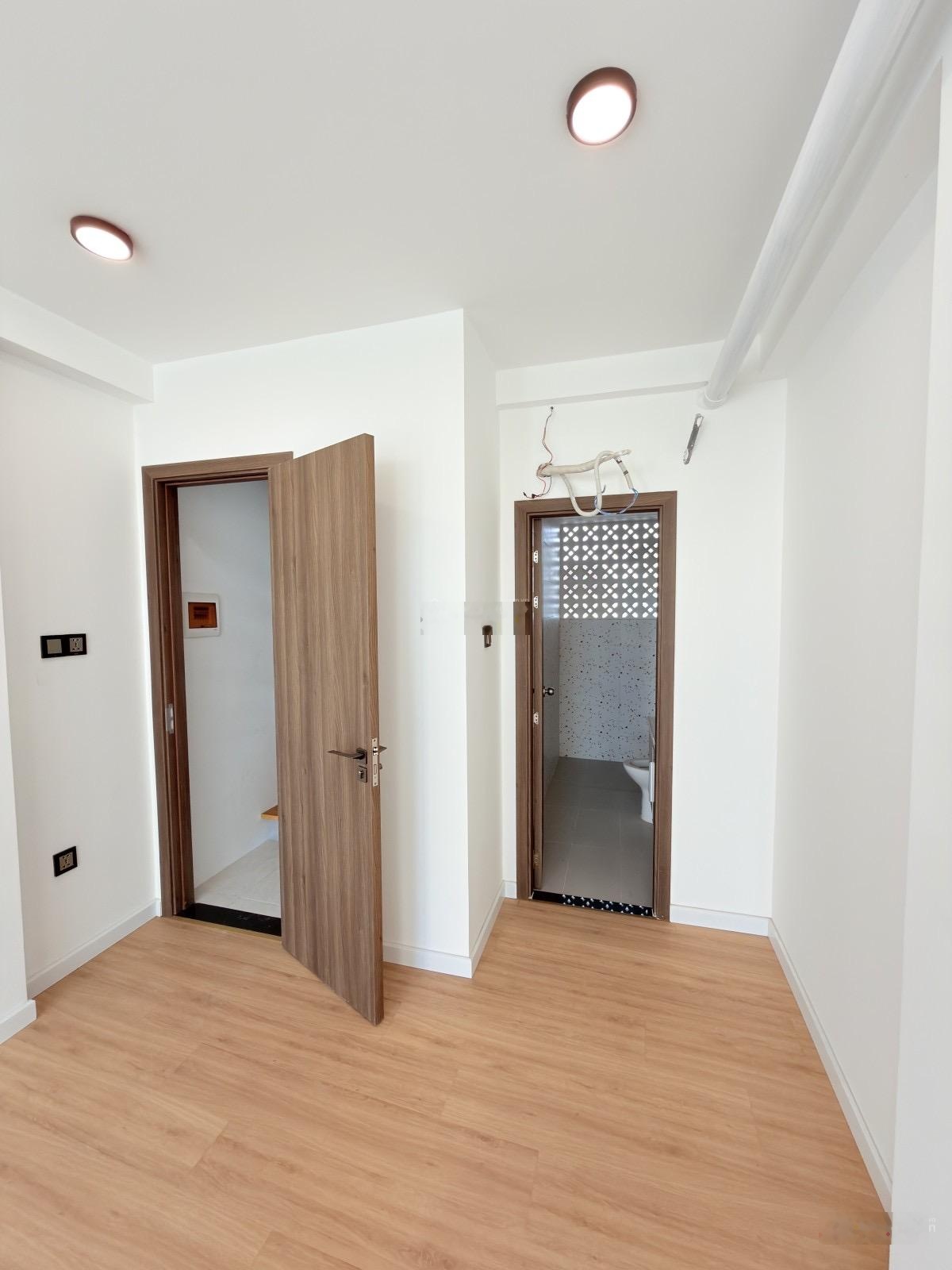 Chủ cần bán gấp định cư - Lê Hồng Phong, 6,49 tỷ còn TL - DT 27,1m2, 3PN, 3WC, Q5, HCM