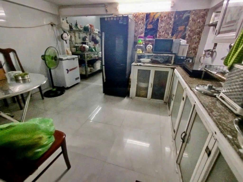 Cạnh khu biệt thự Bông Sao - nhà 4 tầng - 63m2 - xe hơi ngủ trong nhà