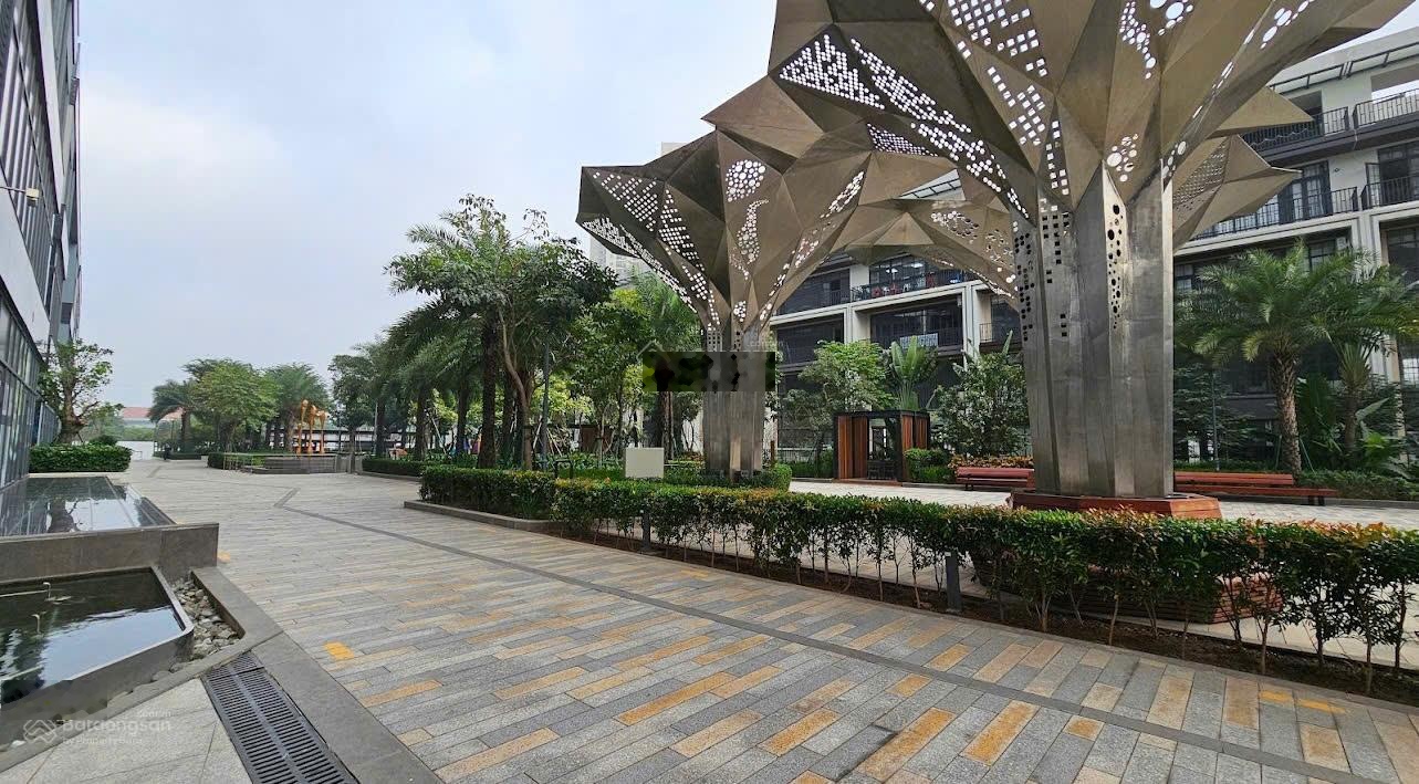 Giá đầu tư! Căn hộ 2PN, 88m2 full đồ tầng 2x đẹp chỉ 10,5 tỷ tại The Matrix One. Cam kết ko báo ảo