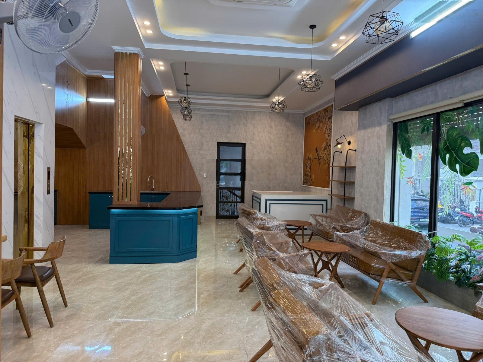 Bán căn góc 2 mặt tiền đường khu Cityland Park Hills