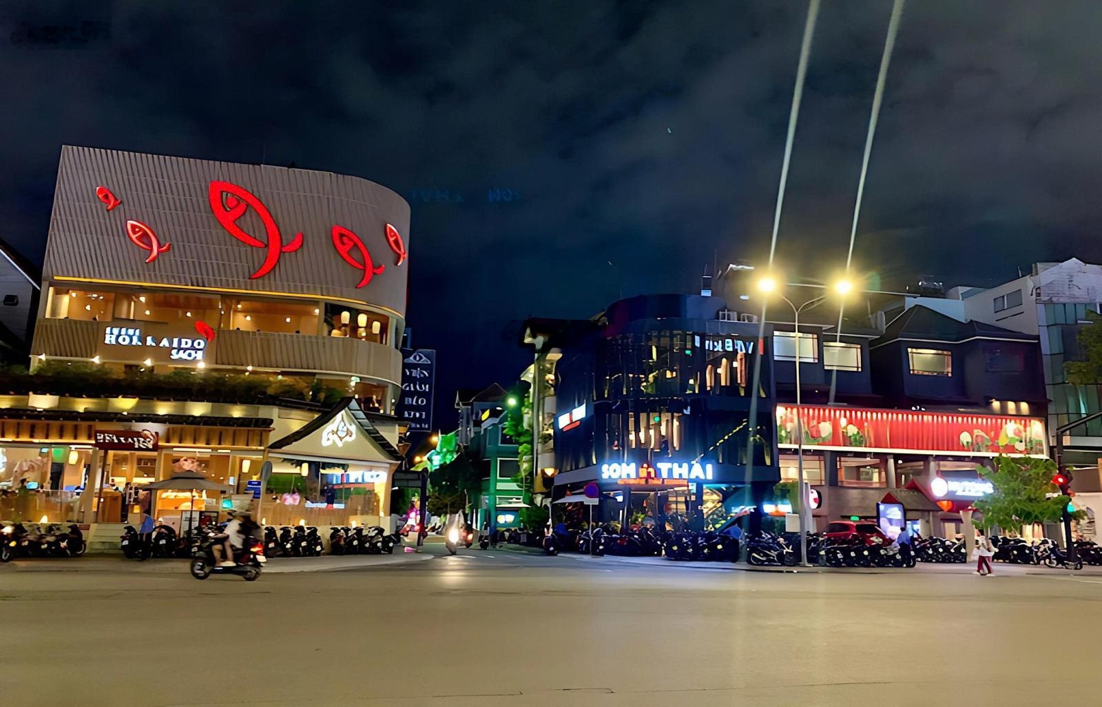 Phố ẩm Thực! Góc 2 Mặt Tiền Tân Sơn Nhì, Tân Phú- (12x16m)-3 tầng-Nhà Hàng thuê 220tr/th- Giá 45 tỷ