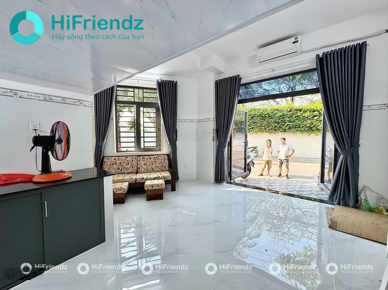 Nhà cổng riêng - lối đi riêng - làm mặt bằng văn phòng - kinh doanh online