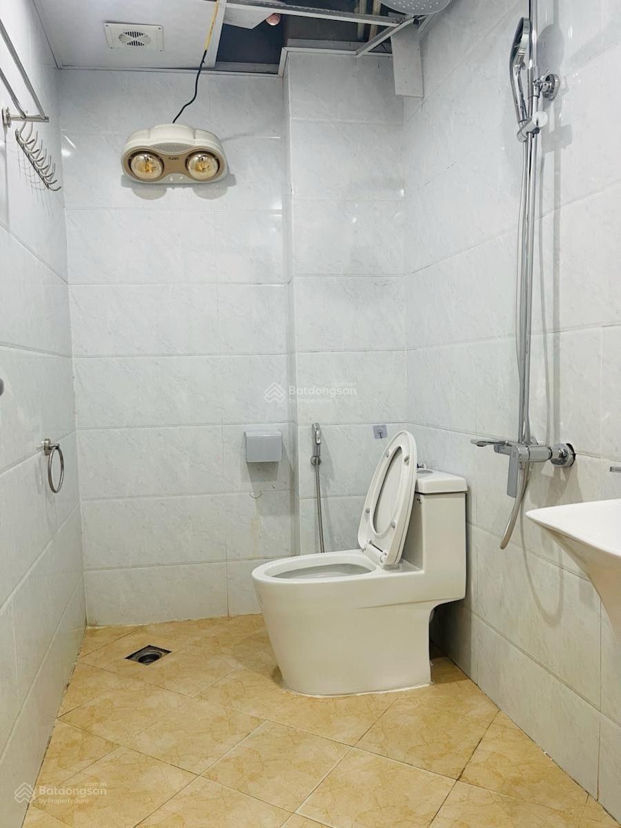 Bán nhà đường Bà Triệu - Trung tâm Hà Đông 52m2, 3 tầng, 3 ngủ gần chợ, trường học, giá 8,8 tỷ