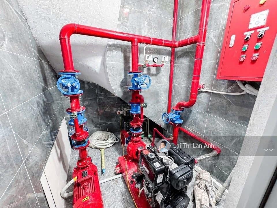 Giá tốt! Toà CHDV Tôn Thất Tùng, 82m2*7T*18 PKK, thang máy, ngõ nông, ngõ 3 gác tránh, đủ GPXD/PCCC