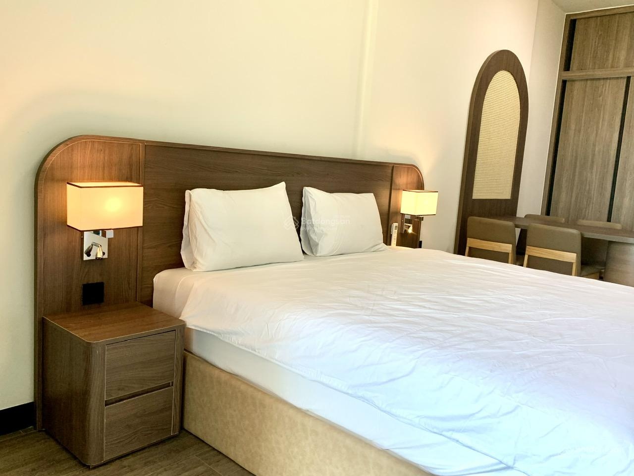 Thuê Delasol studio 38m2 ban công view sông sát Bến Vân Đồn quận 4 tiện qua Q1 Q3 LH 0775924600