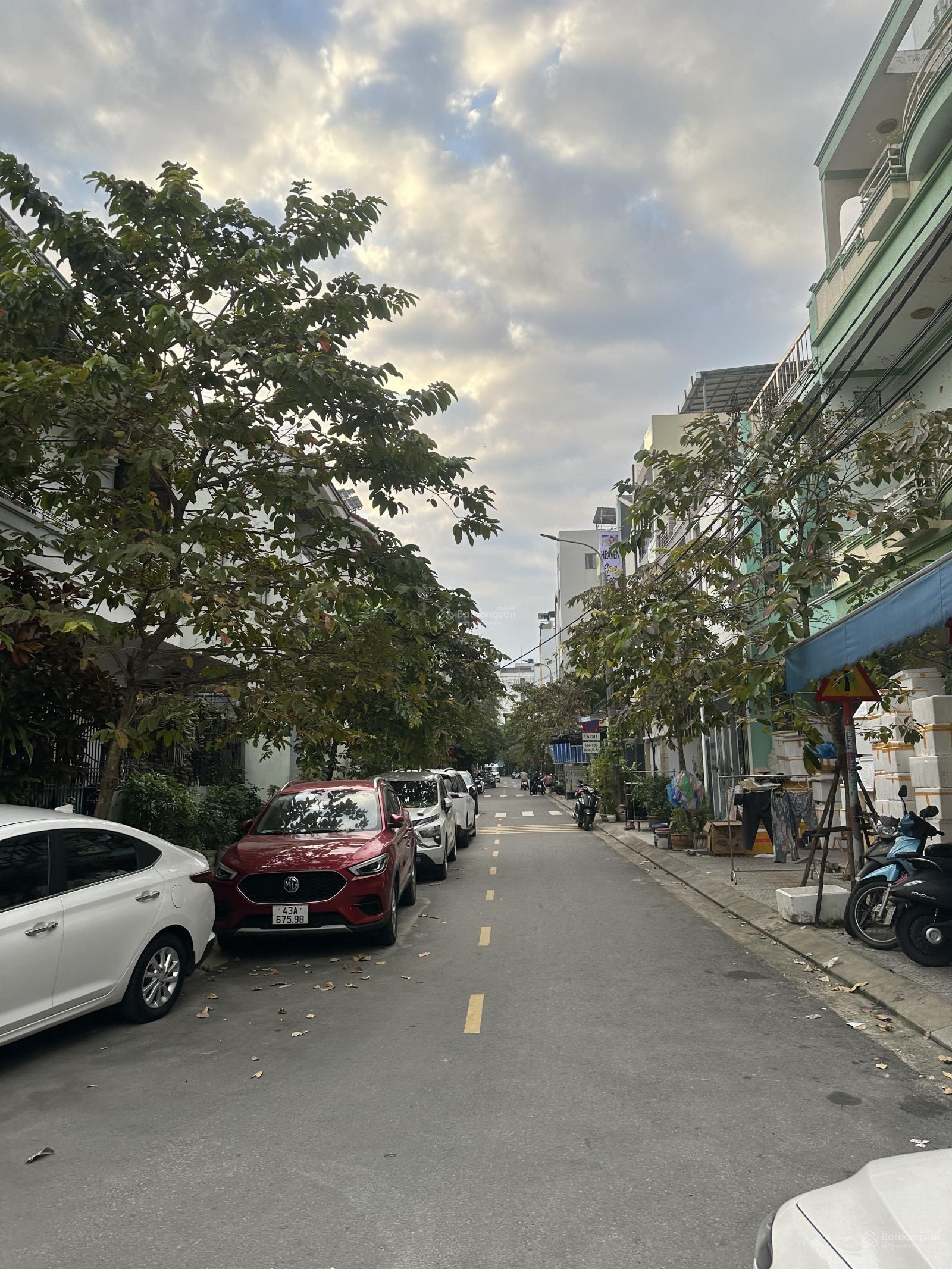 1 căn góc 2MT full NT 105m2 MT6m duy nhất cắt lỗ Khu Phố Tây+Hàn sát bãibiển Mỹ Khê 100m sẵn 50tr/T