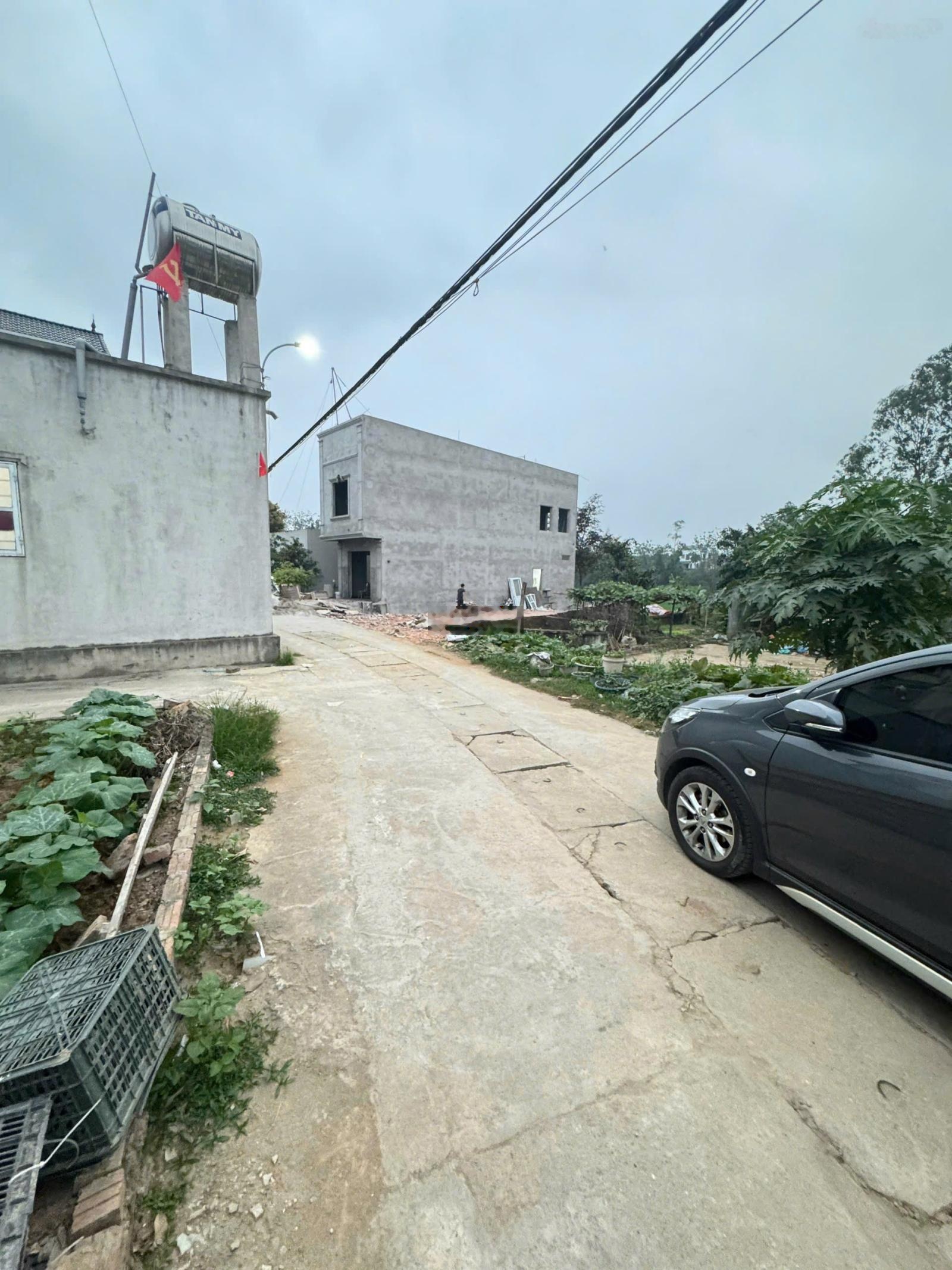 Chính chủ cần bán gấp lô đất view sông 60m2 ở Đông Yên, Quốc Oai