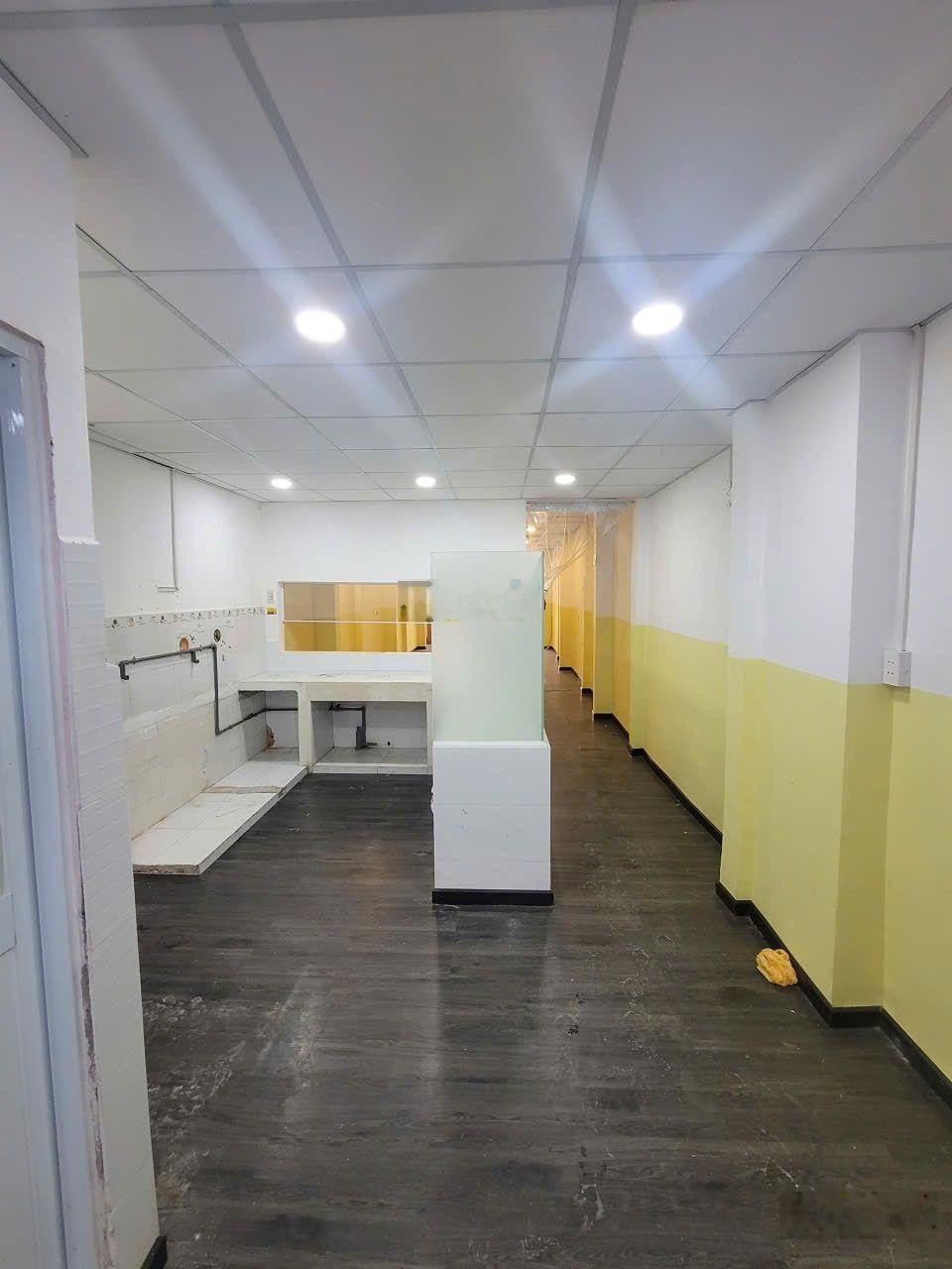 Xuất cảnh bán gấp - Bán nhà mặt tiền Hoàng Hoa Thám 101.9m² 2 tầng - 26.9 tỷ