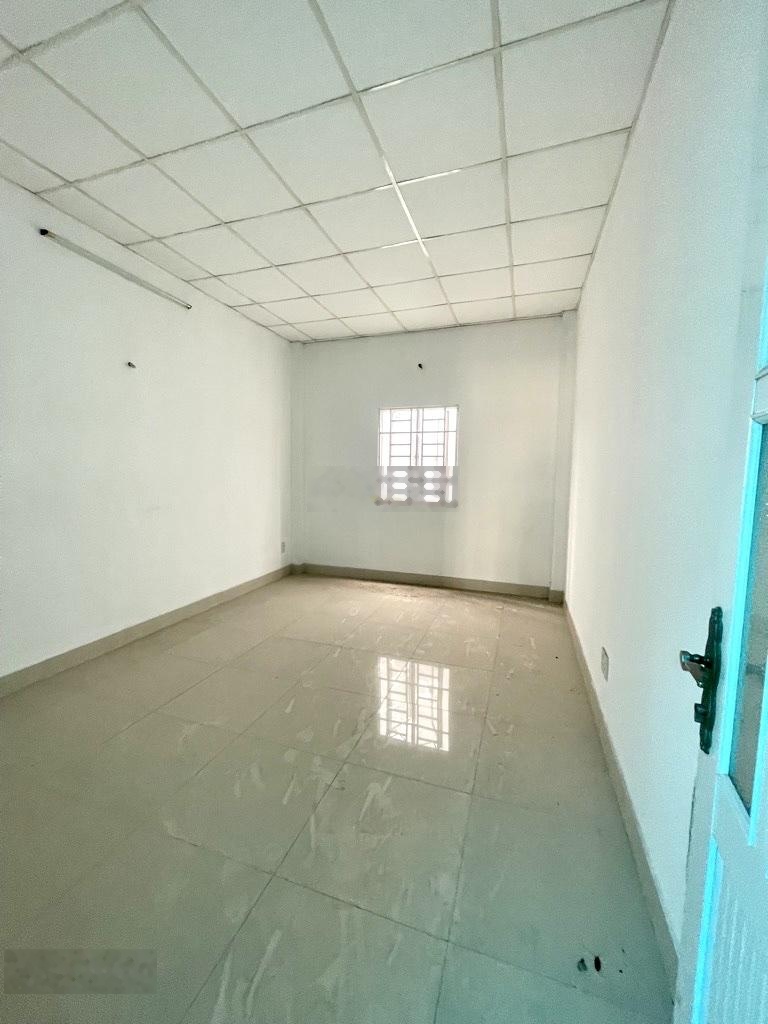 Nhà đẹp 2 tầng BTCT - 72m2 - ngay LK 5 - 6, Tân Kỳ Tân Quý, hẻm 7m oto