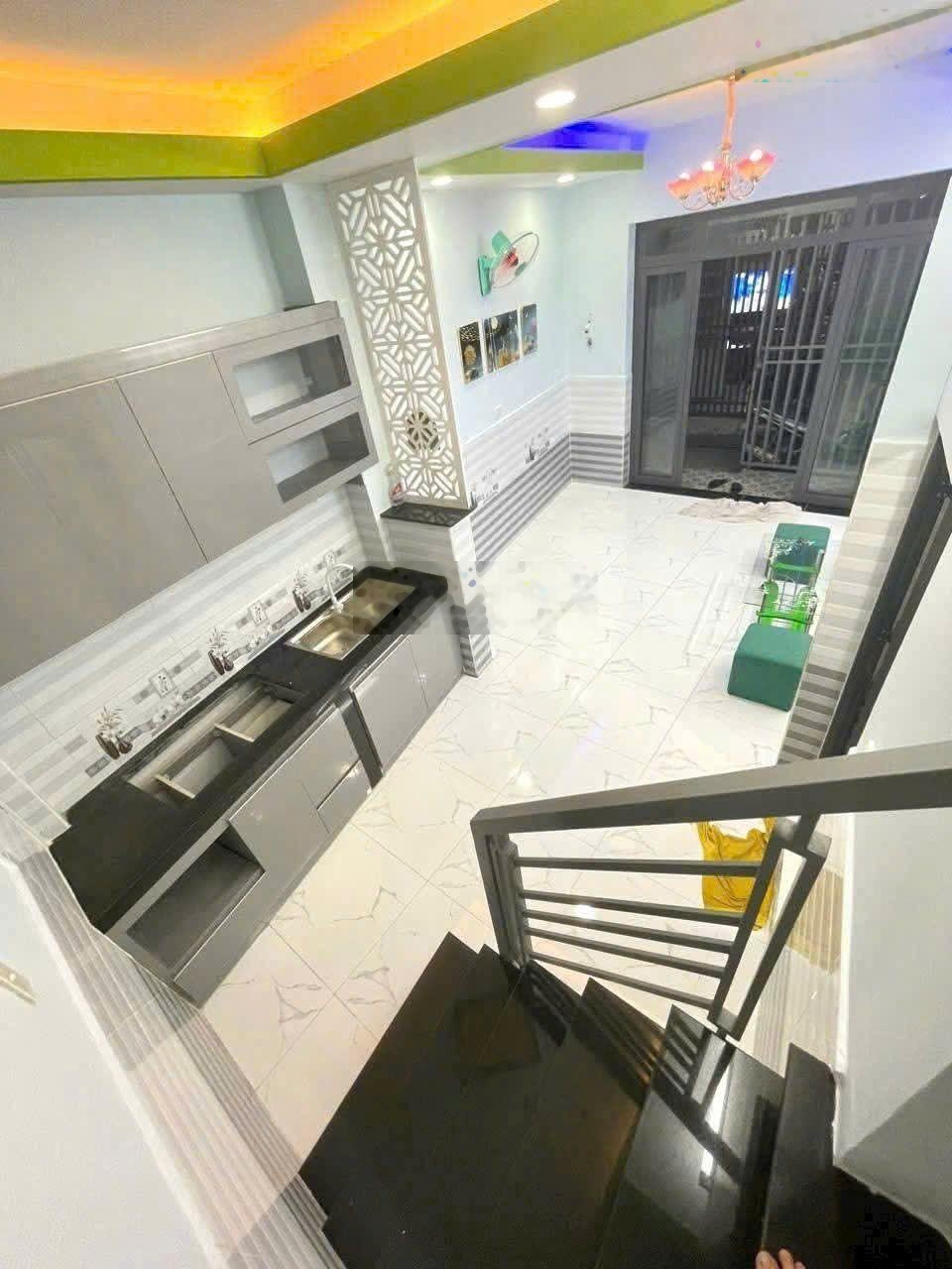 Bán nhà 1 trệt 1 lầu ấp 3 Xuân Thới Thượng Hóc Môn gần chợ đầu mối Hóc Môn - Giá 1.39 tỷ