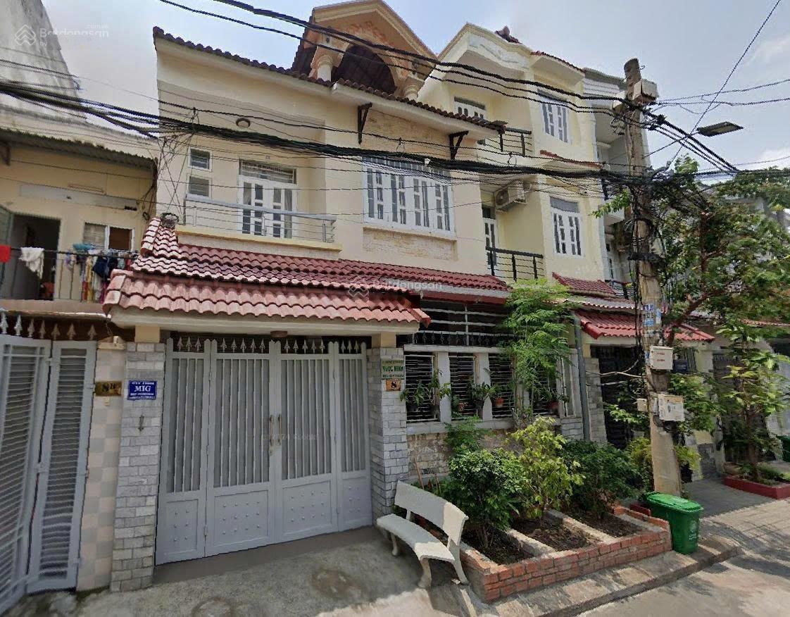 Đất xây cao, cách Trần Não 200, ngang 10 đơn giá 200 triệu/m2