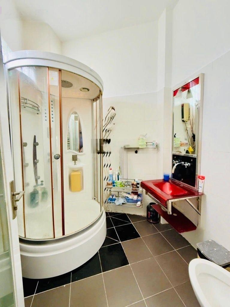 Bán nhà hẻm xe hơi. 4 tầng (5.18m x 18m) đường bà hom. quận 6