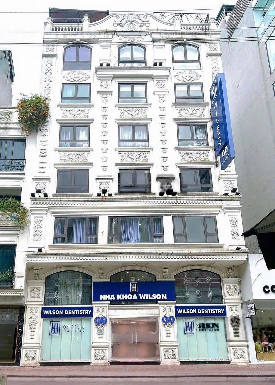 Cho thuê văn phòng mới, mặt tiền 12m, diện tích 120m thông sàn giá chỉ hơn 100k/m2 mặt phố, Đống Đa