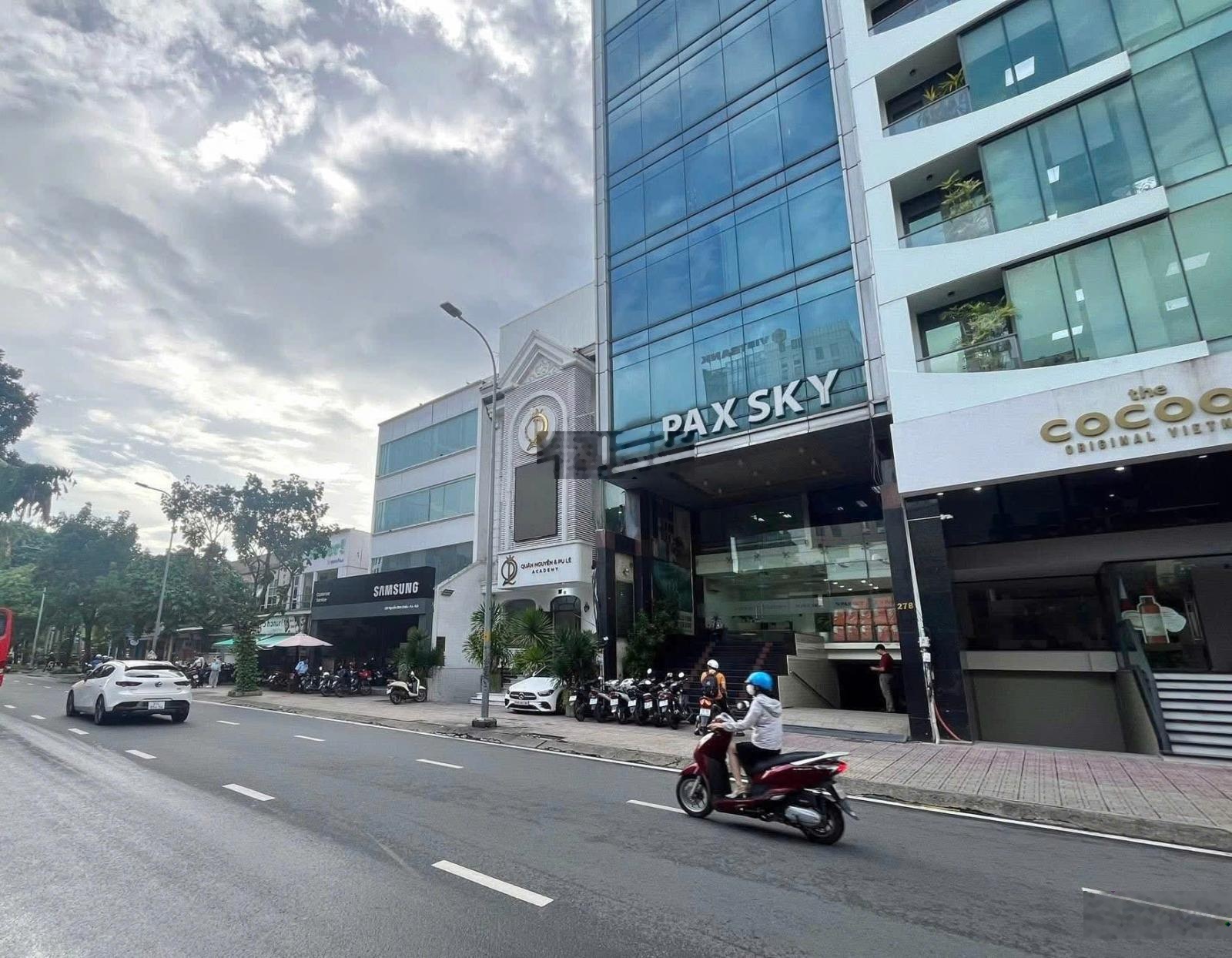 Hàng Kín - Bán Nhà Mặt Tiền Lê Văn Sỹ Phú Nhuận( 8x25m) 4 Tầng - HĐT: 150 triệu/tháng - Giá 51,5 tỷ