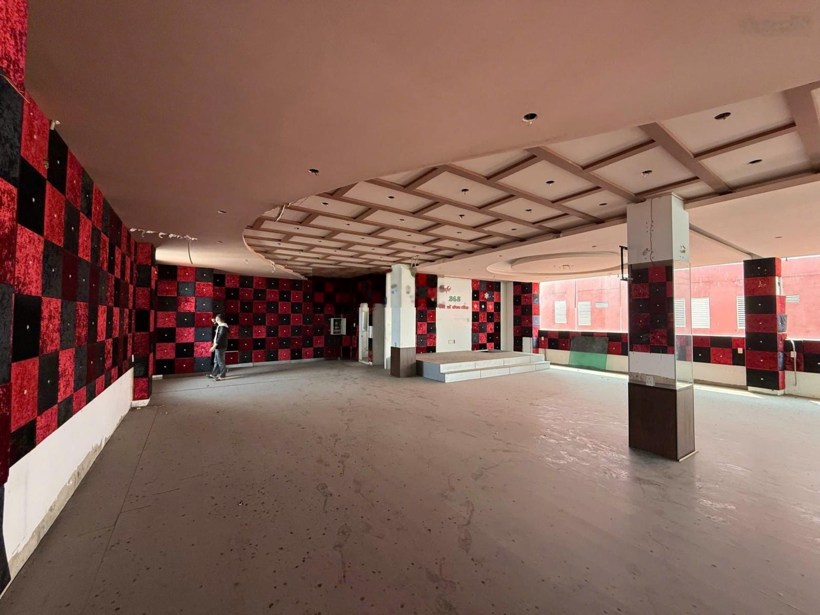 BĐS tạo ra dòng tiền và kinh doanh tốt khách sạn+ căn hộ dịch vụ+ Văn Phòng . BIÊN HÒA 2