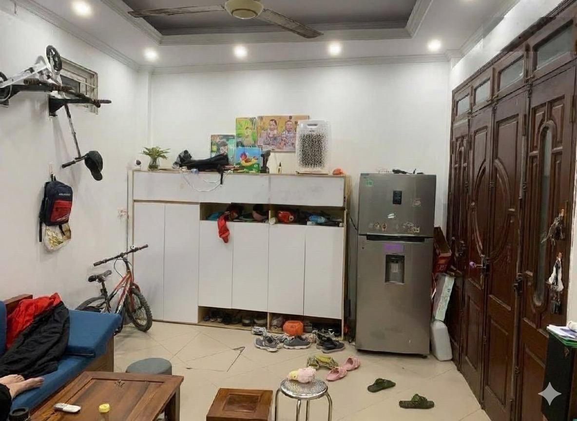 Bán nhà riêng 30m2, 5,7 tỷ tại Đại Từ, Hoàng Mai, Hà Nội, đẹp, nhiều tiện ích