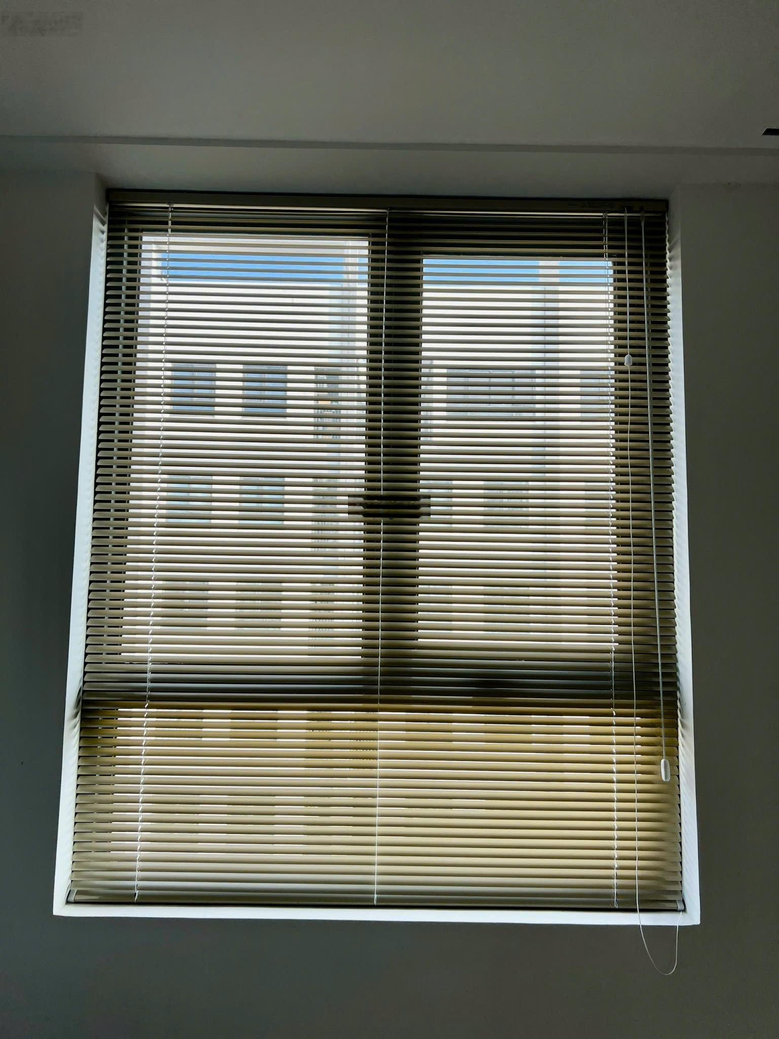 Chủ gửi bán lại căn 78m2 3PN 3WC SG Intela giá 2,88 tỷ tặng một số nội thất, nhà mới 95% 0909893124