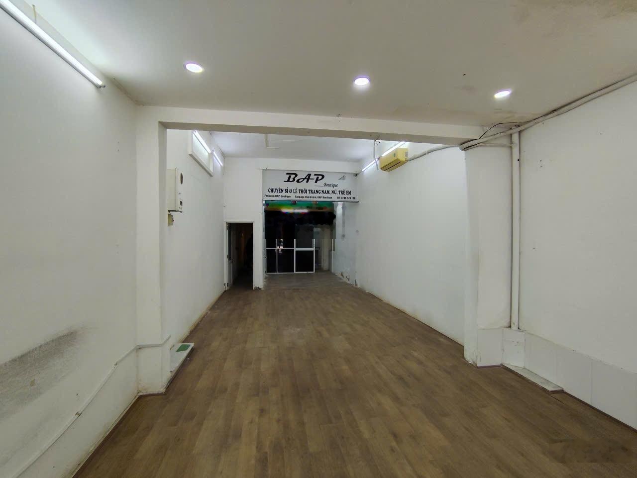 Bán đất tặng nhà cấp 4 mặt tiền đường nguyễn trãi khu vực trung tâm kinh doanh, phường nha trang