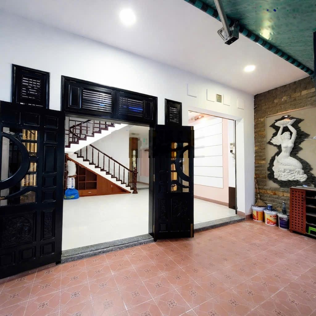 Bán gấp nhà lô góc Tiên Sơn Hoà Cường Nam, đường 5.5m, diện tích 110m - 2 tầng - ngang 6.5m.