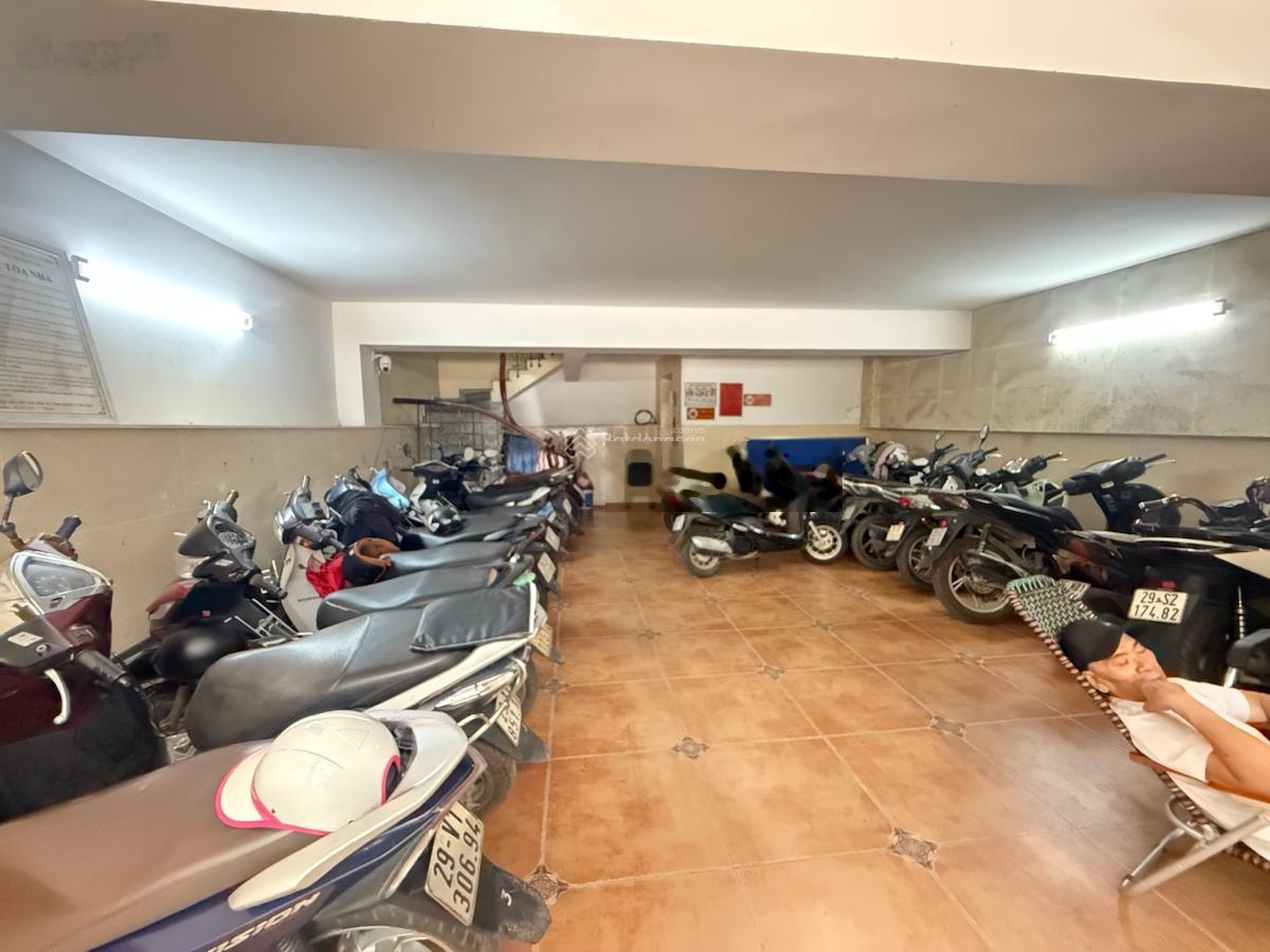 Toà văn phòng phố trung hoà - cầu giấy, 100m2, 9 tầng, 1 hầm, mặt tiền 7.3m, cho thuê 100 tr/th