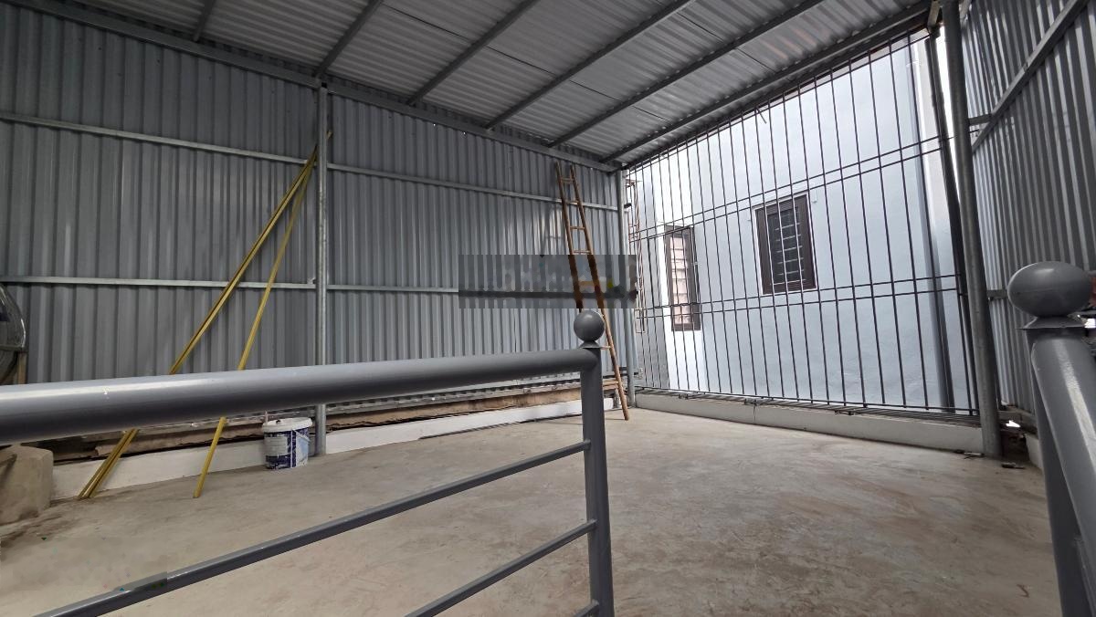 Bán gấp nhà triều khúc - gần ôtô - 6,6 tỷ - 4 tầng 1 tum - nở hậu đón tài lộc