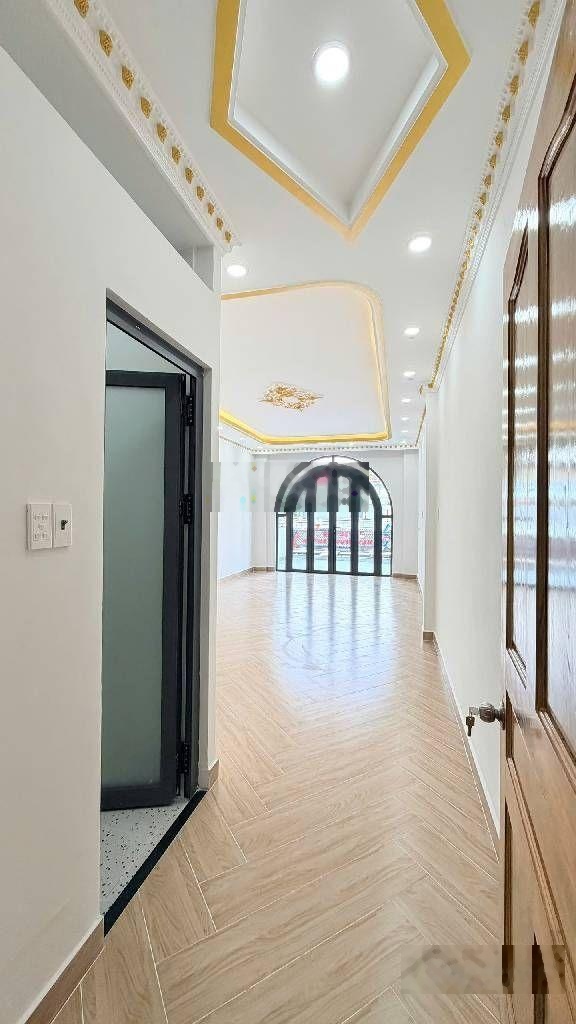 Nhà mới, ngay Aeon tên lửa, Bình Tân, khu phân lô, 4 tầng 4x20 giá chỉ hơn 12 tỷ