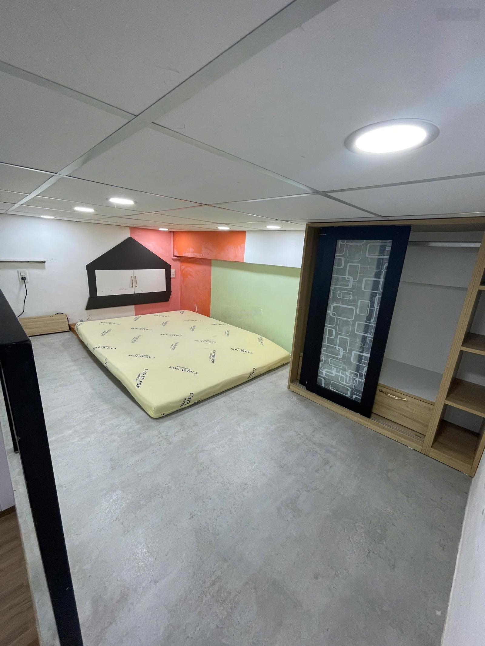 Bán CHCC trung tâm quận 1 - view mặt tiền đường Trần Hưng Đạo - có thang máy, SHR giá 2,45 tỷ (BL)